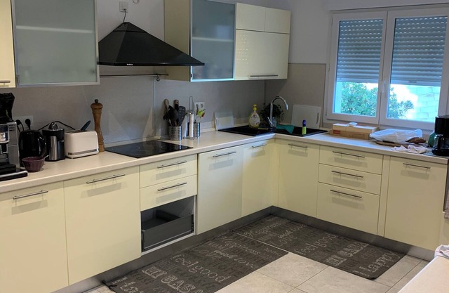 Spacious house close to the sea.