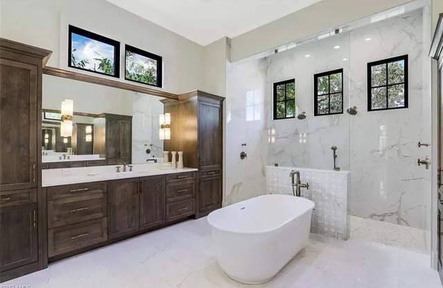 Spacious house in The Moorings.
