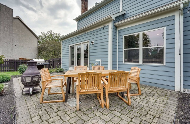 Spacious Lewis Center Home w/Yard & Gas Grill!