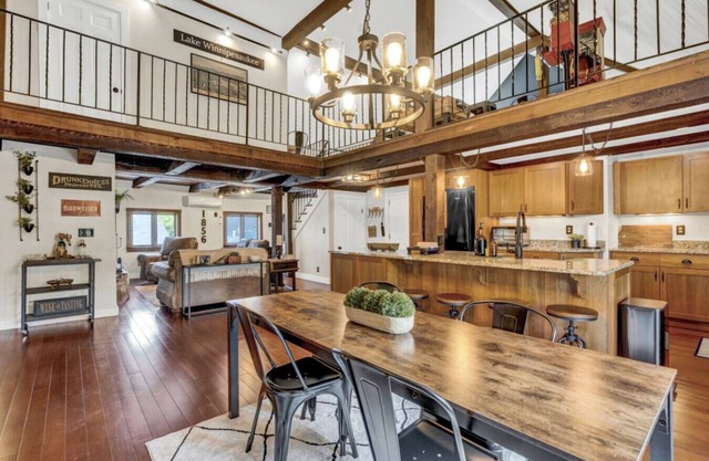 Spacious Luxe Condo in Historic Downtown Wolfeboro