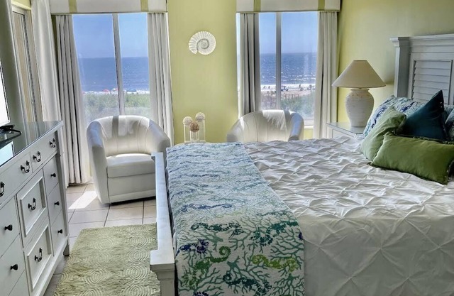 Spacious, Ocean Front condo In Midtown OC, 2nd floor views with dunes and surf