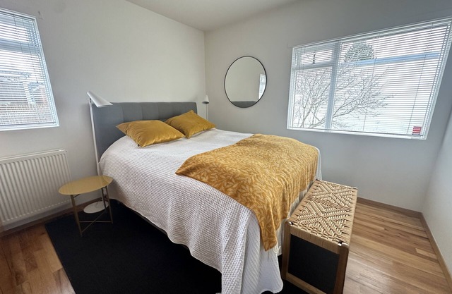 Spacious one bedroom apartment in Sólheimar in Reykjavik - Birta Rentals