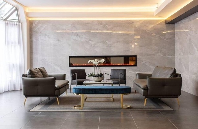 Spacious studio in Laval, near place bell, free parking, downtown laval