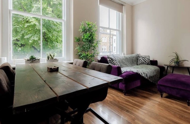 Spacious & stylish 1-bed flat in Primrose Hill