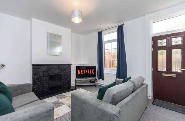 Spacious three bedroom property!