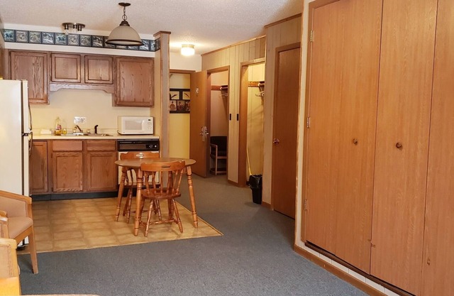 Spacious Two level Condo (#2) inside the Lodge at North Ironwood Acres, 2BR/2BA & Kitchenette (Be Self Sufficient!), and DOG FRIENDLY!