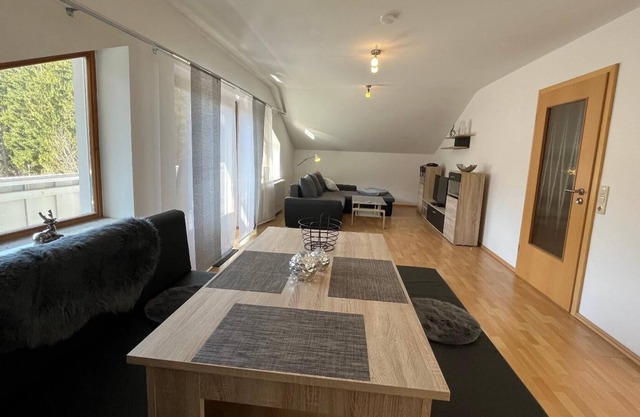 Spacious vacation apartment for 3 people with balcony