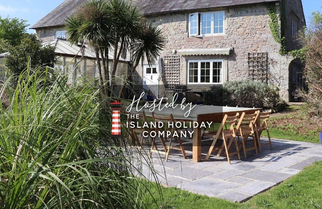 Span Farm - Luxury 17th century property (Pet Friendly £)