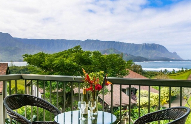SPECIAL DEALS! Hotel Room Studio - Direct Bali Hai & Hanalei Bay Ocean Views