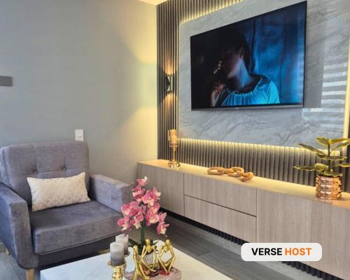 Spectacular 2-Bedroom Apartment