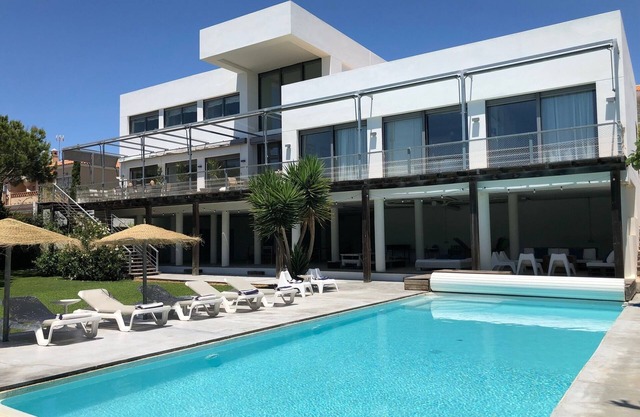 Spectacular beachfront villa, Mazagón. Huelva.