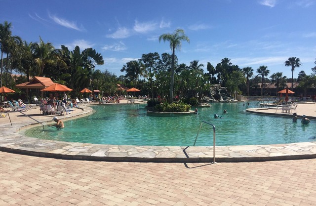 SPECTACULAR LAKE VIEW FROM CONDO Resort style pool DEC & JAN available