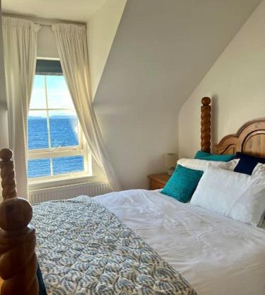 Spectacular Sea Views 3 bedroom