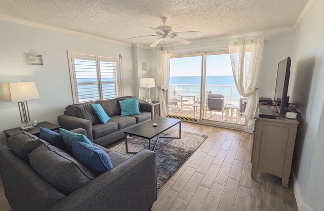 Spectacular views and relaxing ocean breezes!