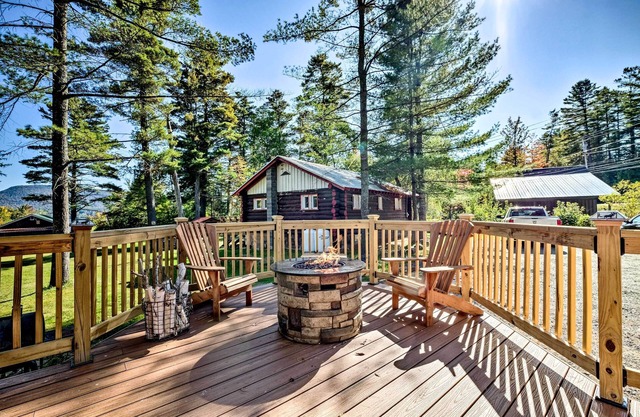 Speculator Cottage ~ 2 Mi to Oak Mountain Skiing