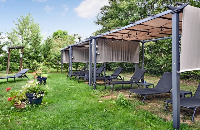 Spend an unforgettable vacation in this inviting vacation home with pool.