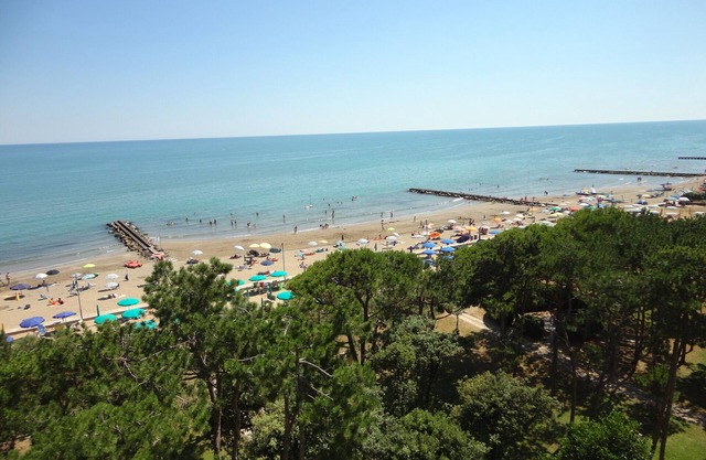 Spend your holiday in our sea view flat