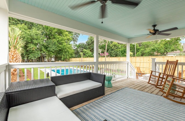Splash of Southern | Private Pool & Fire Pit + Near Local Sights!