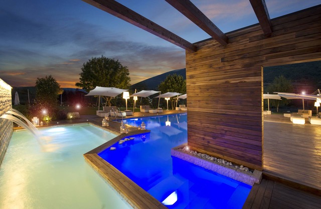 Sport Village Hotel & Spa