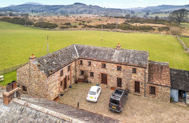 Stable Cottage - B6062