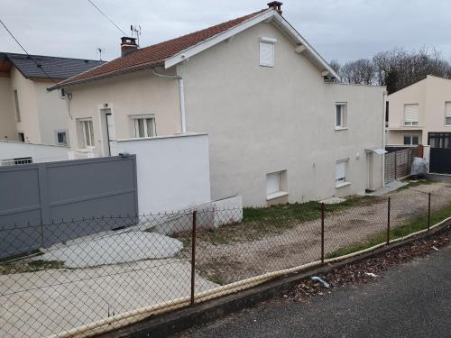 Stade OL et grand large 1 chambre