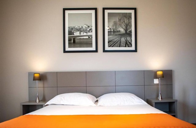 Stay Close to Place des Terreaux! Pet-friendly Hotel, Kitchenette, City View!