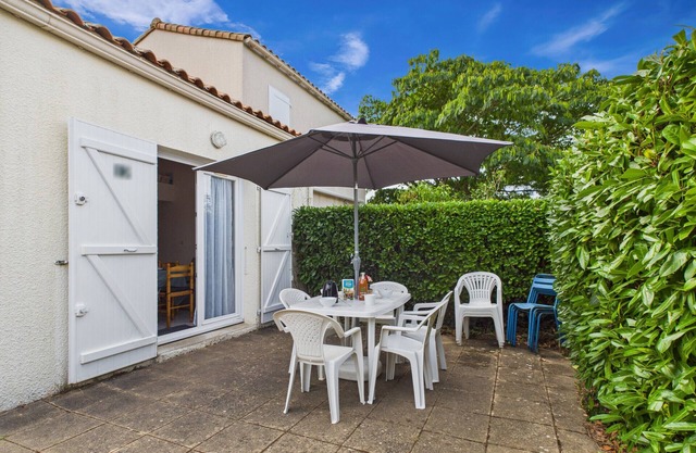 Stay for 5 with shared pool, terrace