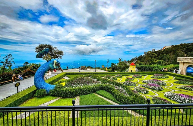 Stay in the heart of Portland