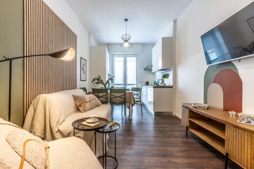 StayEasy Cavalcanti - 3 Bedrooms, 2 baths - Central Station