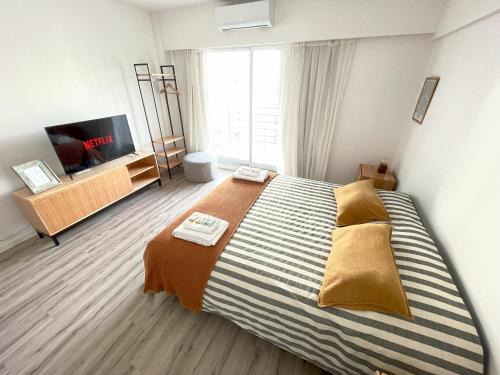 StayHub Departamento luminoso colegiales-Belgrano cama matrimonial