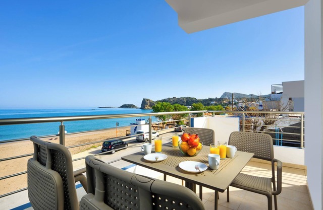 Stegnale Studios B2, Studio