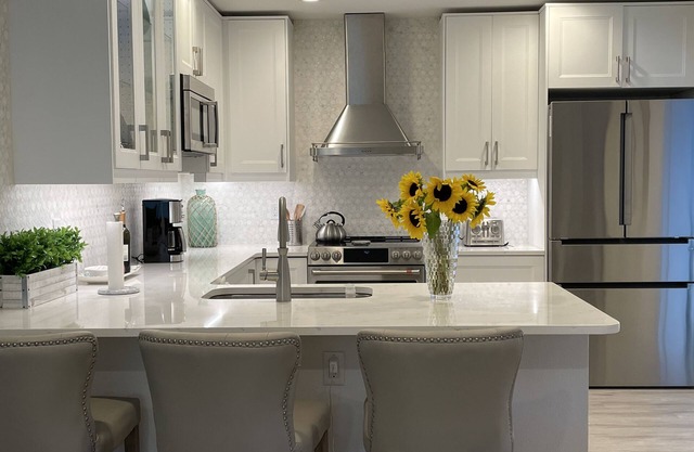 STELLA MARIS No pets/No Smoking