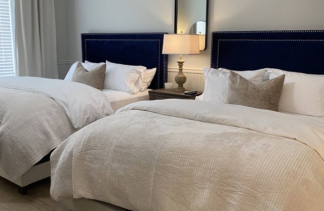 Steps away from Jordan Hare Stadium, Auburn Arena & downtown Auburn!