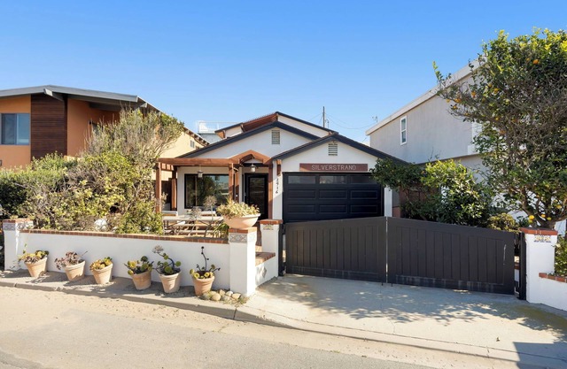 Steps from the Sand – 4BR/3BA Silverstrand Beach House with Ocean Views, Patios