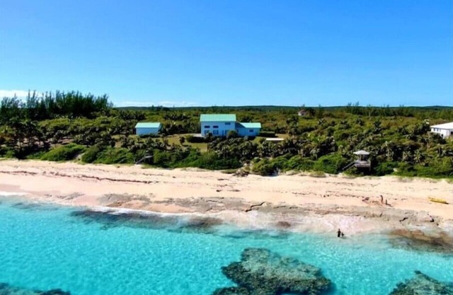 Steps from the turquoise water!