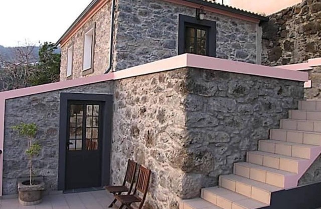 STONE HOUSE