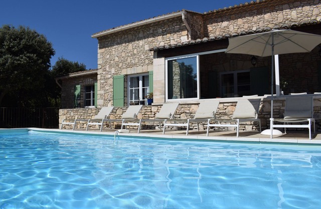 Stone villa & heated pool in the heart of the Luberon - L'Oustau de la Colline