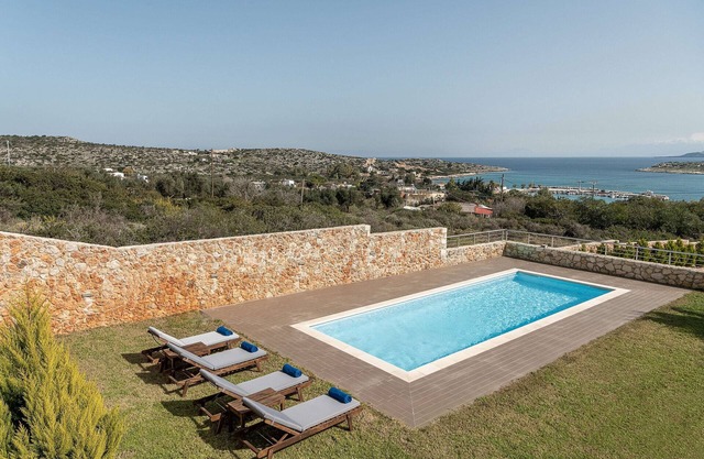 Stone villa with private pool and attached studios