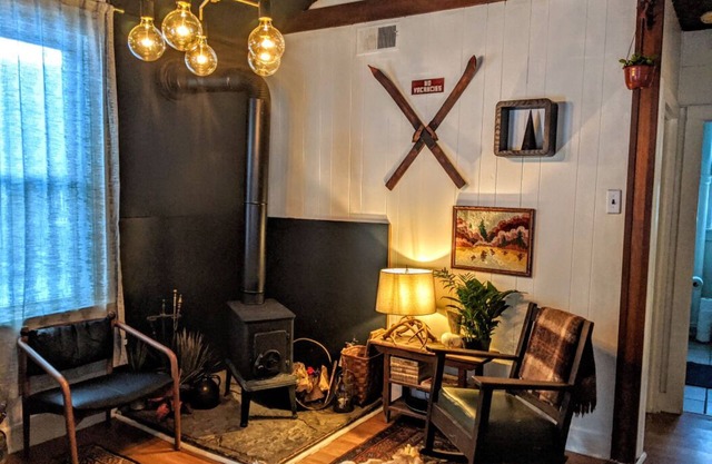 Stoney Clove (sleeps 34+) Perfect for your wedding/retreat or reunion