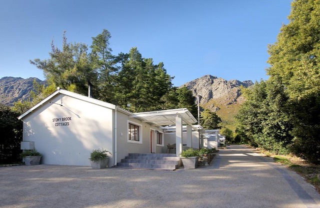 Stony Brook Cottages