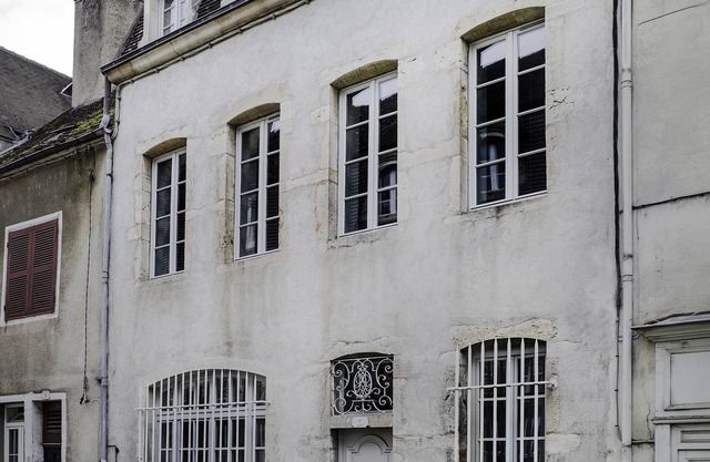 Stop exception in the heart of Beaune
