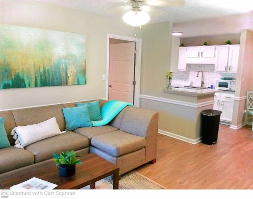 Studio 415 - Accessible 1st Floor with Self Check-in