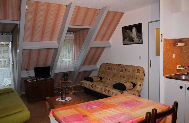 studio 6 people, 34 m², 5 th with lift, mountain view