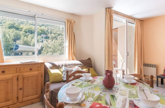 Studio alcove near cable car in Briançon, balcony, ideal 2-4 pers