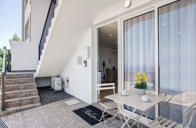 Studio Apartment 'Casa Belavista' with Sea View, Wi-Fi and Air Conditioning