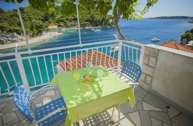 Studio apartment for 2 persons with sea view