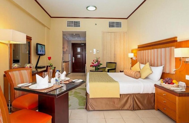 Studio Apartment Near Gardens Metro By Luxury Bookings