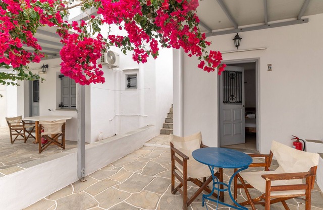 Studio Apartment 'Sifnos 5' with Sea View, Wi-Fi and Air Conditioning