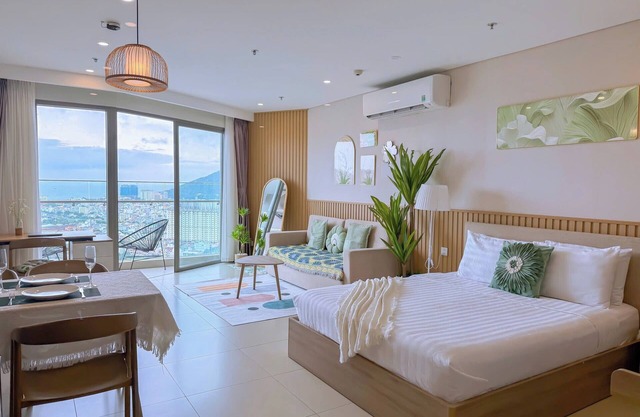 Studio Apartment with Pool Sea view Balcony