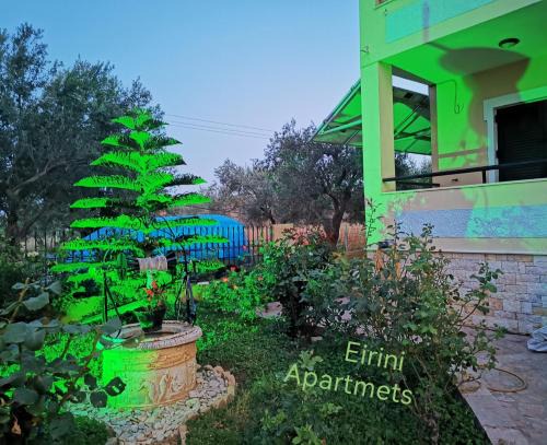 Studio Apartments Eirini